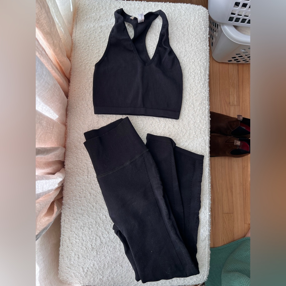 Free People Fp Movement Throw Set - image 1